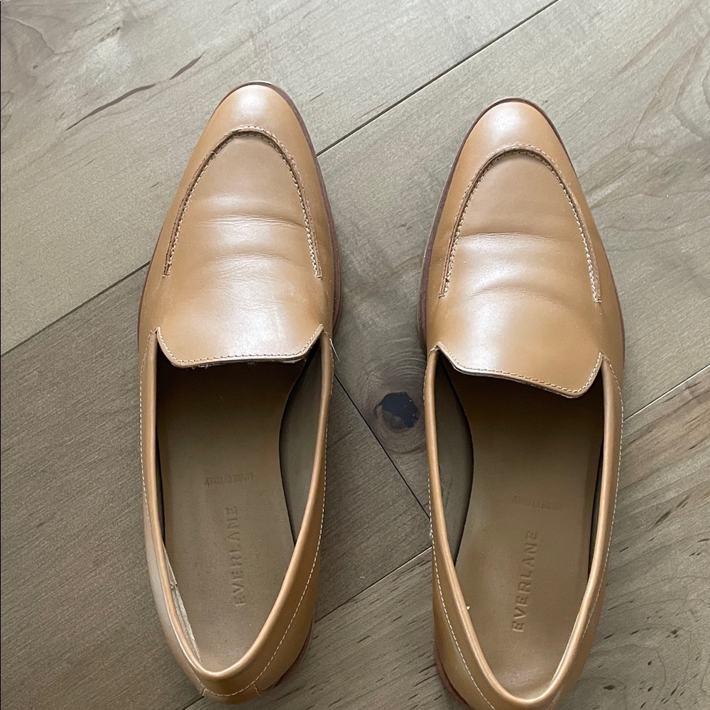 Everlane Women’s Tan Loafers